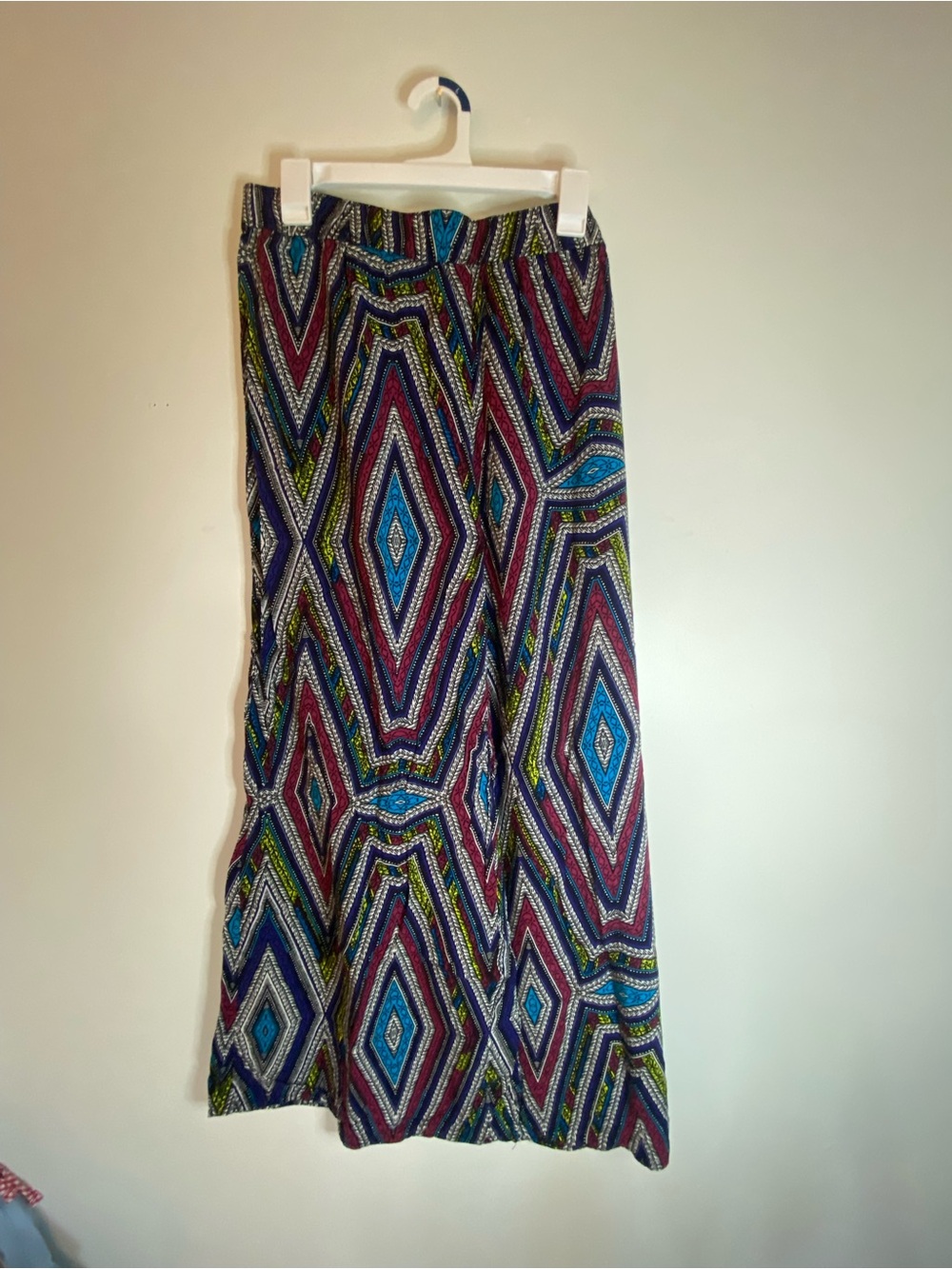Mossimo Supply Co. Wide Leg Pants in Blue, Purple & Green Geometric Print
